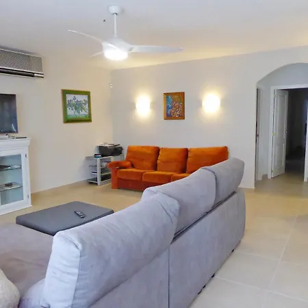 Casa Independiente Con Jardin, Terraza Y Barbacoa Albert Villas Holiday home *