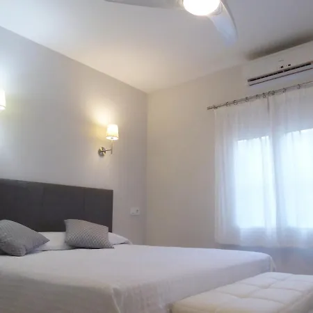 Casa Independiente Con Jardin, Terraza Y Barbacoa Albert Villas Holiday home